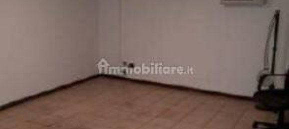 Офис с 4 комнатами в Дезенцано дель Гарда, Италия № 285548 12