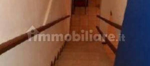 Офис с 4 комнатами в Дезенцано дель Гарда, Италия № 285548 11