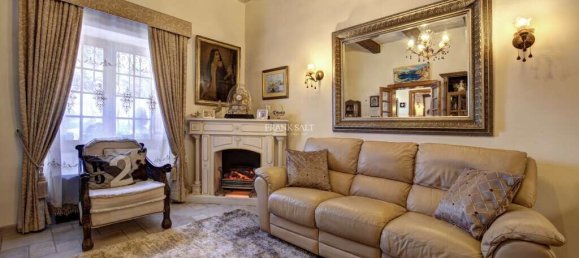 3 bedrooms Townhouse in Attard, Malta No. 9021 13