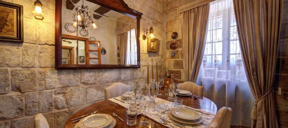 3 bedrooms Townhouse in Attard, Malta No. 9021 6