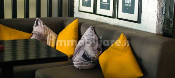 4 bedrooms Apartment in Florence, Italy No. 306028 8