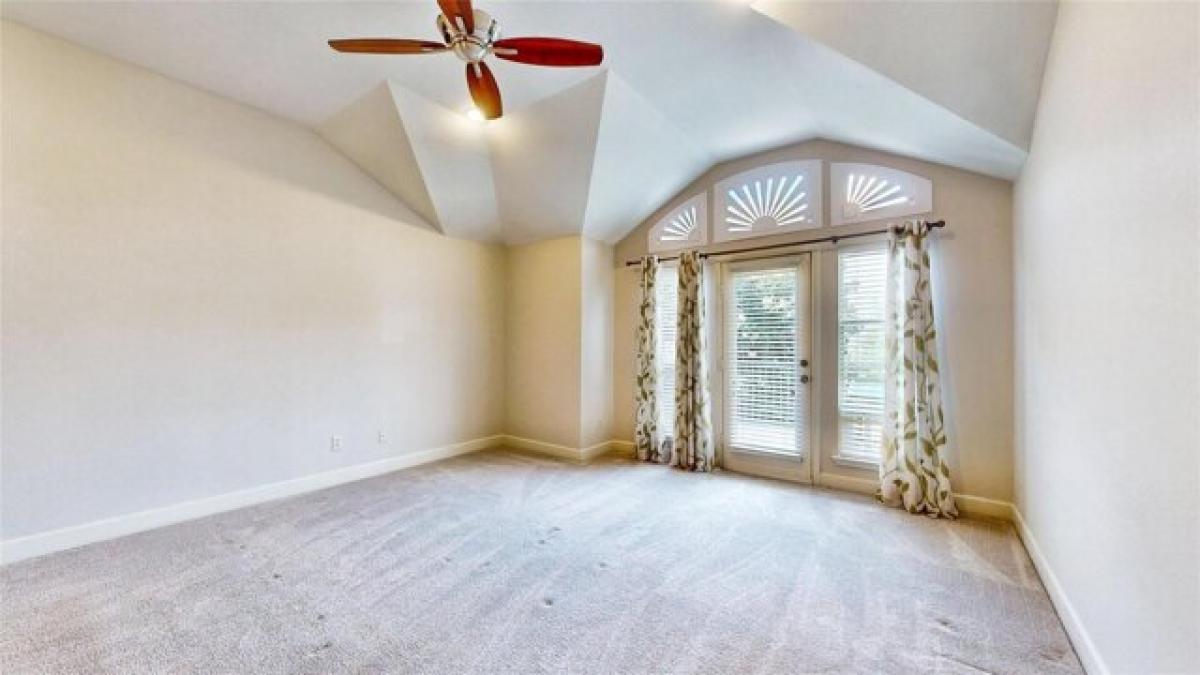 Casa de 3 dormitorios en Dallas, USA No. 440471