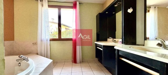 4 bedrooms Villa in Varces-Allieres-et-Risset, France No. 337830 10