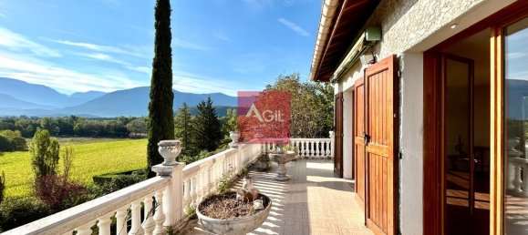 4 bedrooms Villa in Varces-Allieres-et-Risset, France No. 337830 3