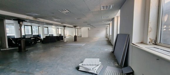 Büro in Caserta, Italy 290m², Nr. 2035 12