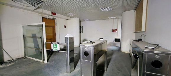 Büro in Caserta, Italy 290m², Nr. 2035 15