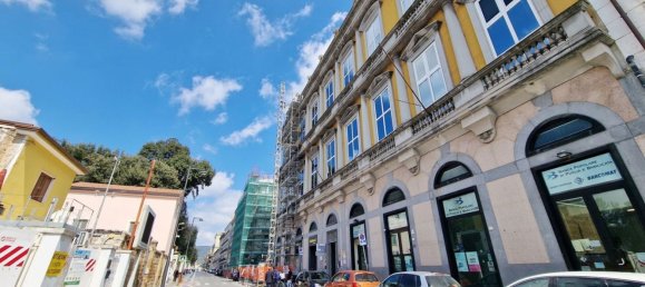 Büro in Caserta, Italy 290m², Nr. 2035 34