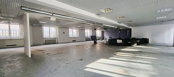 Büro in Caserta, Italy 290m², Nr. 2035 22