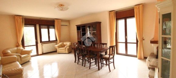 4 Schlafzimmer Haus in Gambettola, Italy, Nr. 125950 16