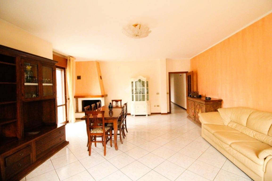 4 Schlafzimmer Haus in Gambettola, Italy, Nr. 125950