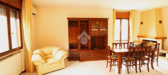 4 Schlafzimmer Haus in Gambettola, Italy, Nr. 125950 8