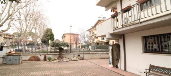 4 Schlafzimmer Haus in Gambettola, Italy, Nr. 125950 30