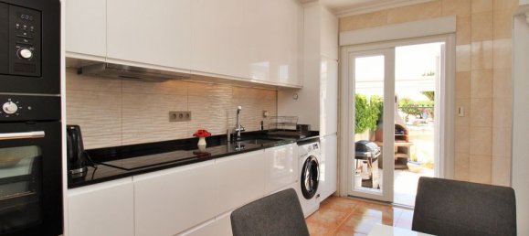 2 chambres Appartement à Alicante, Spain No. 181472 9