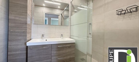 3 bedrooms Apartment in Valence, France No. 341110 4