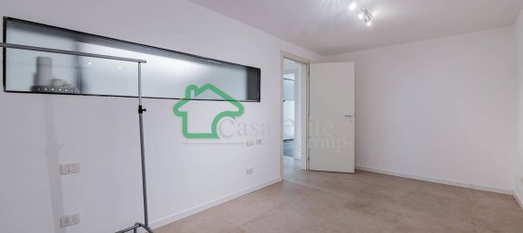 Дом с 5 комнатами в Крема, Италия № 208084 54