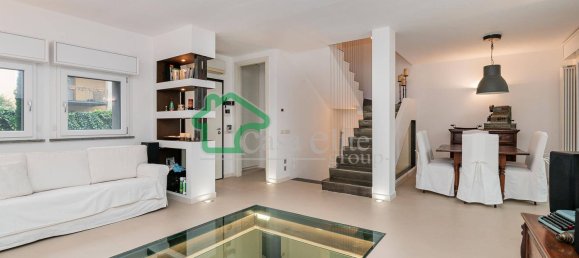 Дом с 5 комнатами в Крема, Италия № 208084 7