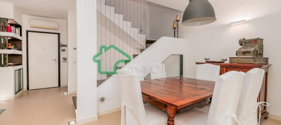 Дом с 5 комнатами в Крема, Италия № 208084 10