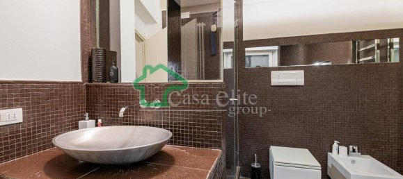 Дом с 5 комнатами в Крема, Италия № 208084 30