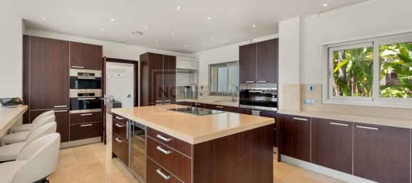 7 Schlafzimmer Villa in Marbella, Spain, Nr. 120432 13