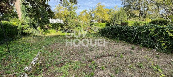 Casa de 4 dormitorios en Orleans, France No. 228258 2