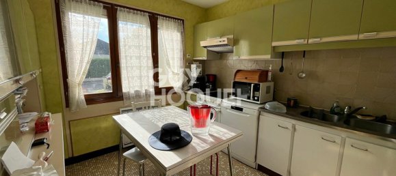 Casa de 4 dormitorios en Orleans, France No. 228258 4