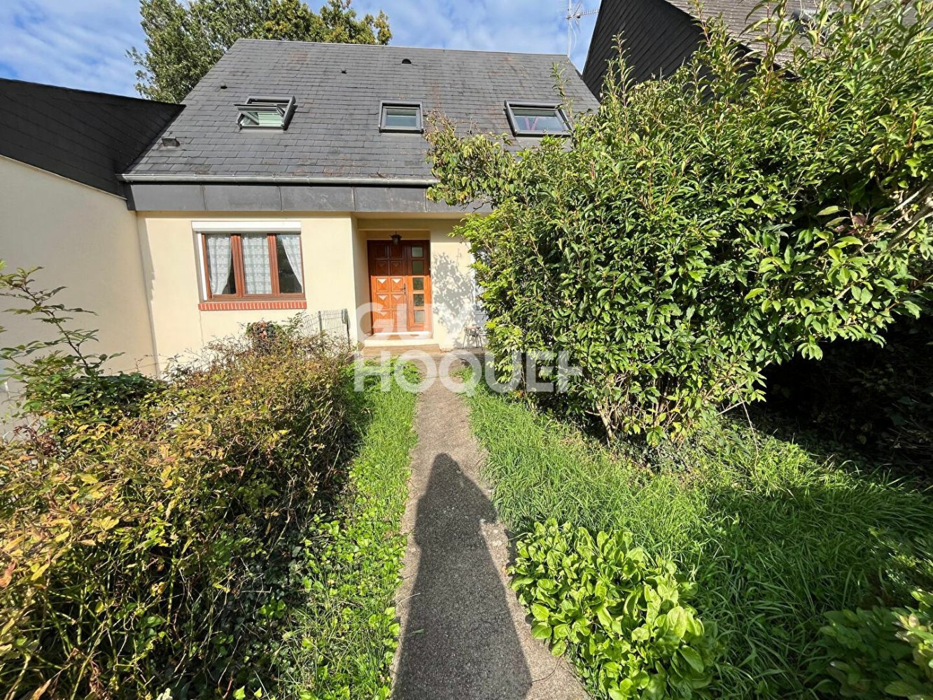 Casa de 4 dormitorios en Orleans, France No. 228258