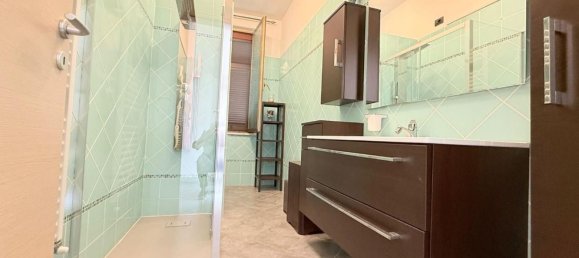 Villa de 3 habitaciónes en Massa, Italy No. 296398 17