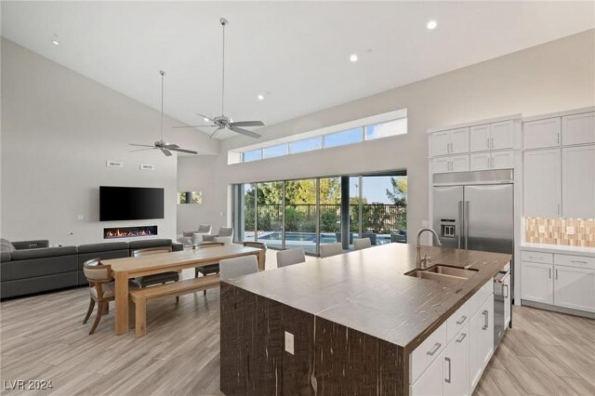 4 bedrooms House in Las Vegas, USA No. 396190