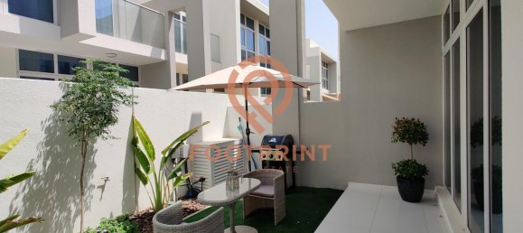 3 bedrooms Townhouse in Dubai, UAE No. 24693 19