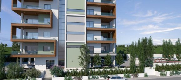 2 bedrooms Apartment in Limassol, Cyprus No. 12684 2