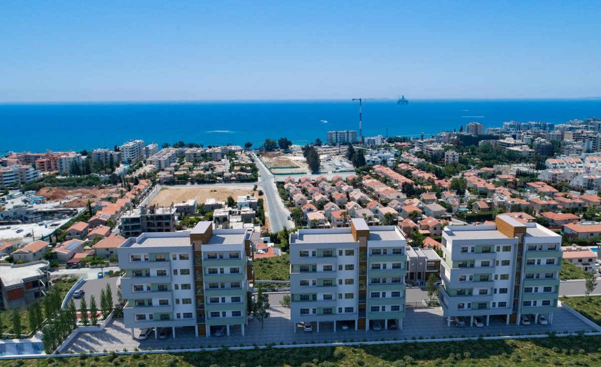 2 bedrooms Apartment in Limassol, Cyprus No. 12684