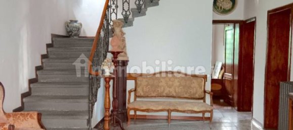 4 bedrooms Villa in Pistoia, Italy No. 281955 17