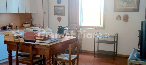 4 bedrooms Villa in Pistoia, Italy No. 281955 14