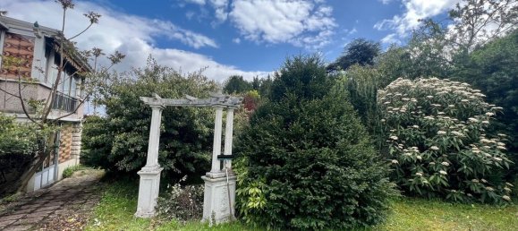 2 bedrooms House in Athis-Mons, France No. 166150 12