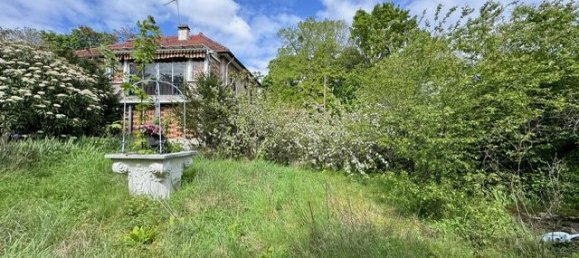 2 bedrooms House in Athis-Mons, France No. 166150 5