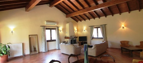 4 chambres propriété commerciale à vendre à Corfu, Central Corfu and Diapontian Islands, Corfu, Ionian Islands, Peloponnese, Western Greece and the Ionian, Greece № 6555 5