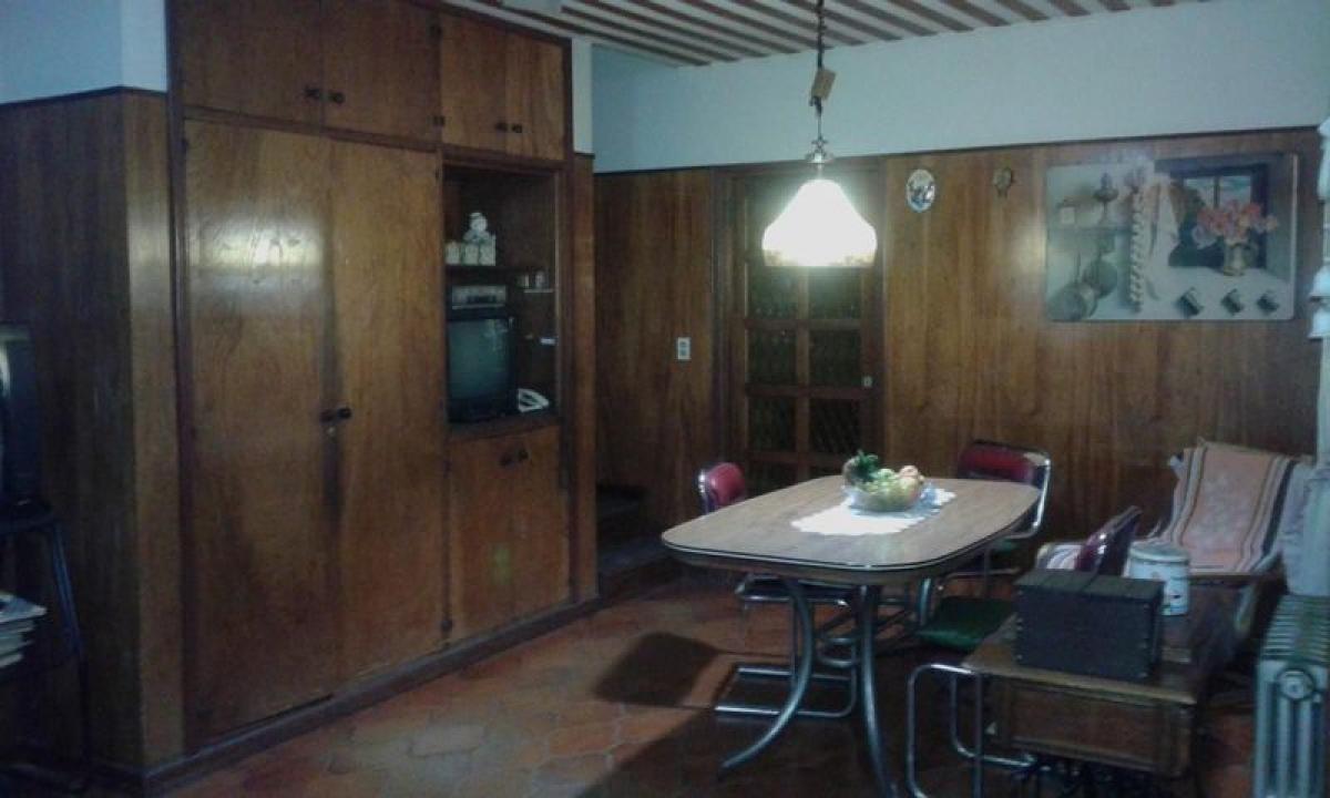 3 bedrooms House in Cordoba, Argentina No. 52872