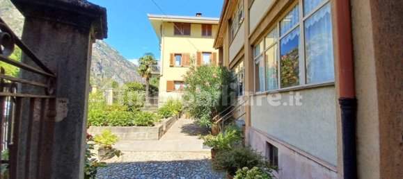 3 Schlafzimmer Haus in Donnas, Italy, Nr. 284150 6