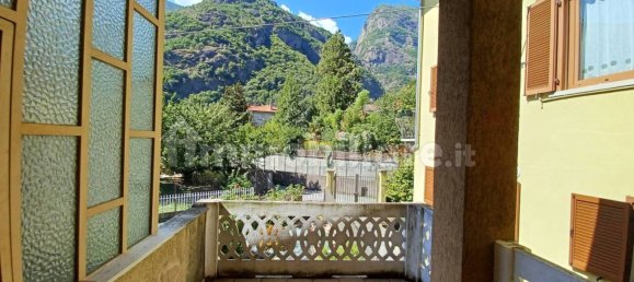 3 Schlafzimmer Haus in Donnas, Italy, Nr. 284150 12