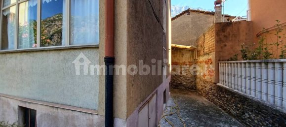 3 Schlafzimmer Haus in Donnas, Italy, Nr. 284150 28