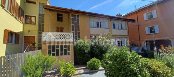 3 Schlafzimmer Haus in Donnas, Italy, Nr. 284150 2