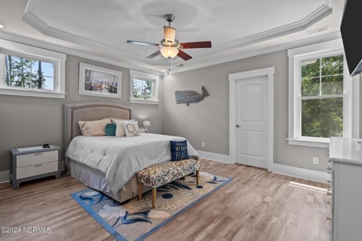 4 غرف نوم منزل في Oak Island, USA رقم 383743