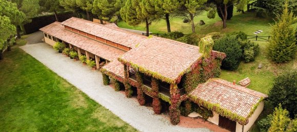 10 bedrooms Villa in Como, Italy No. 223052 8