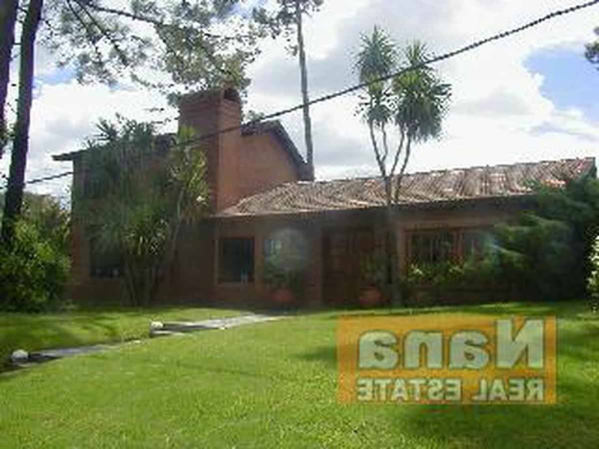 4 bedrooms House in Maldonado, Uruguay No. 4145