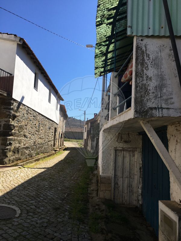 3 bedrooms House in Braganca, Portugal No. 37640