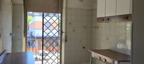 2 rooms Apartment in Rome, Italy No. 264054 9