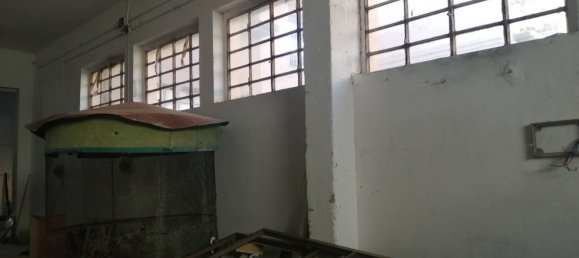 Гараж 65м² в Понсакко, Италия № 152146 10