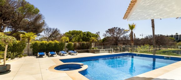 4 bedrooms House in Loule, Portugal No. 133026 3