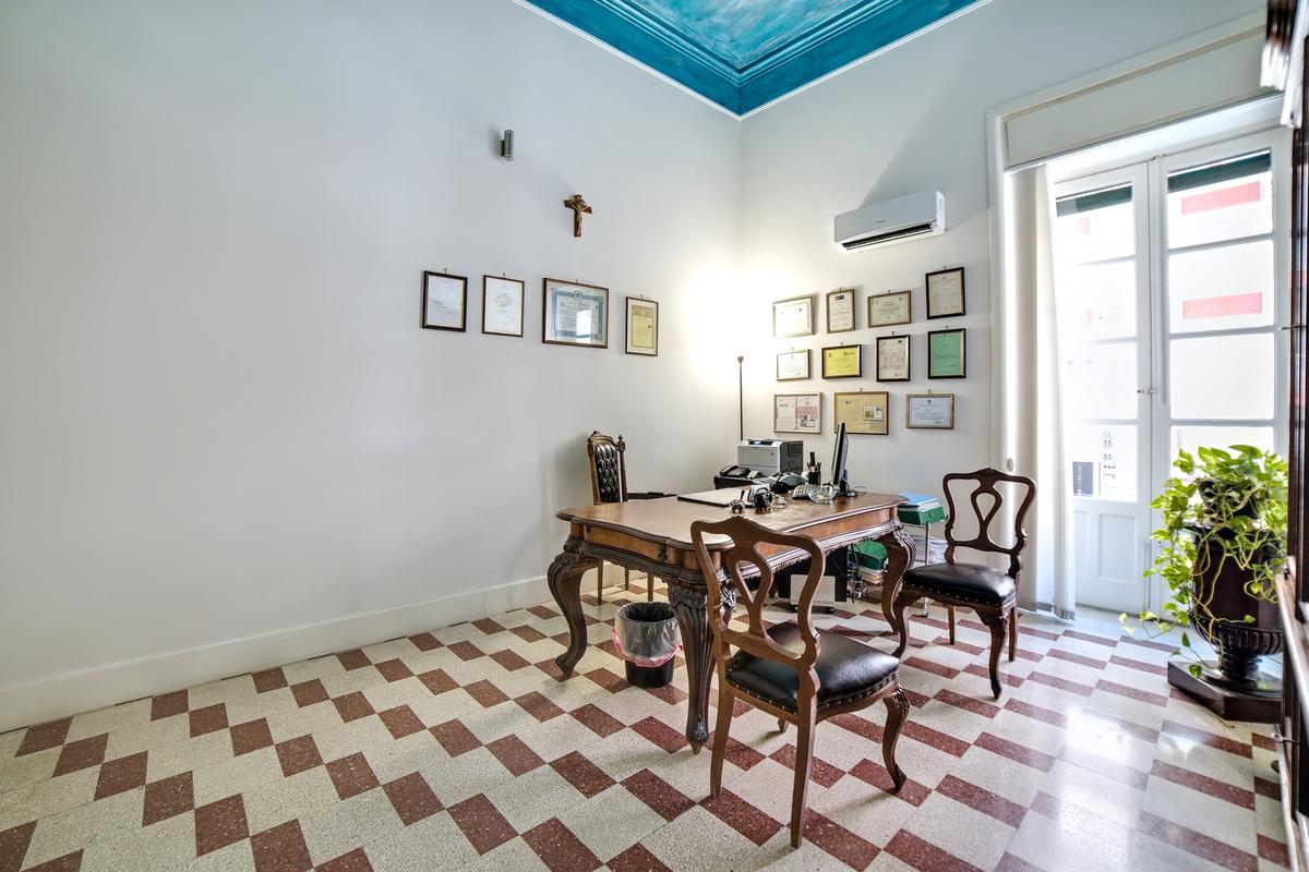 5-Zimmer Wohnung in Catania, Italy, Nr. 324349