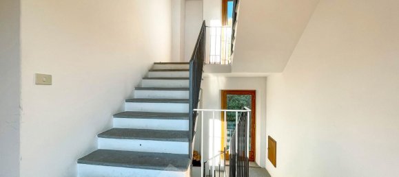 Villa de 8 divisões em Borgosesia, Italy N.º 231210 23